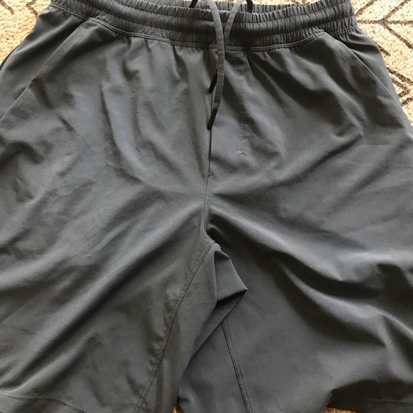 lululemon athletica Other - Men’s Lululemon short